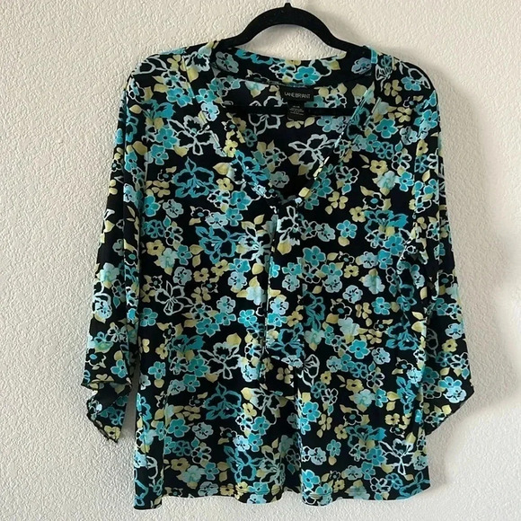 LANE BRYANT WOMEN TOP Size 14/16 - Picture 1 of 8